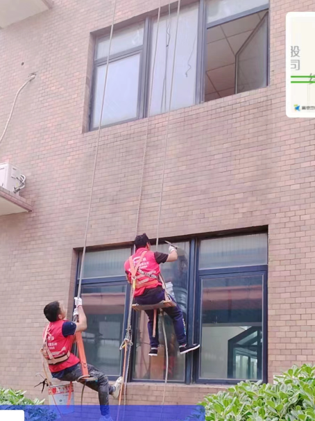 蚌山承接各类窗户玻璃维修